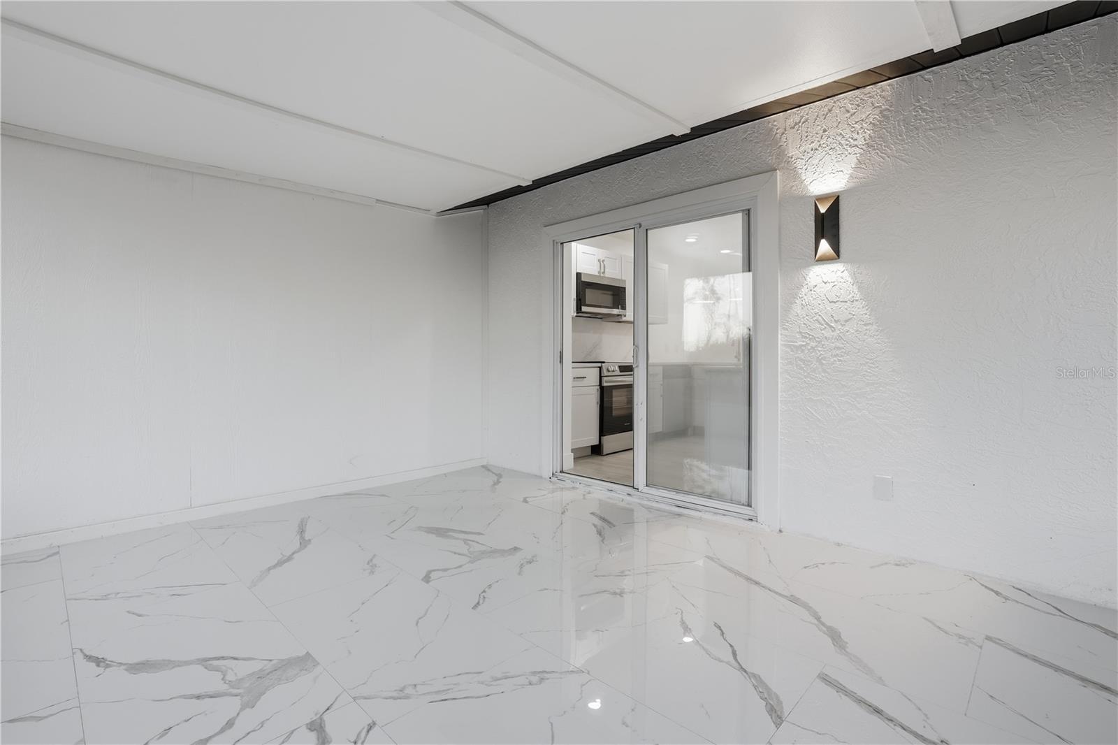 Image 17 of 32 For 7595-7599 Winged Foot Drive