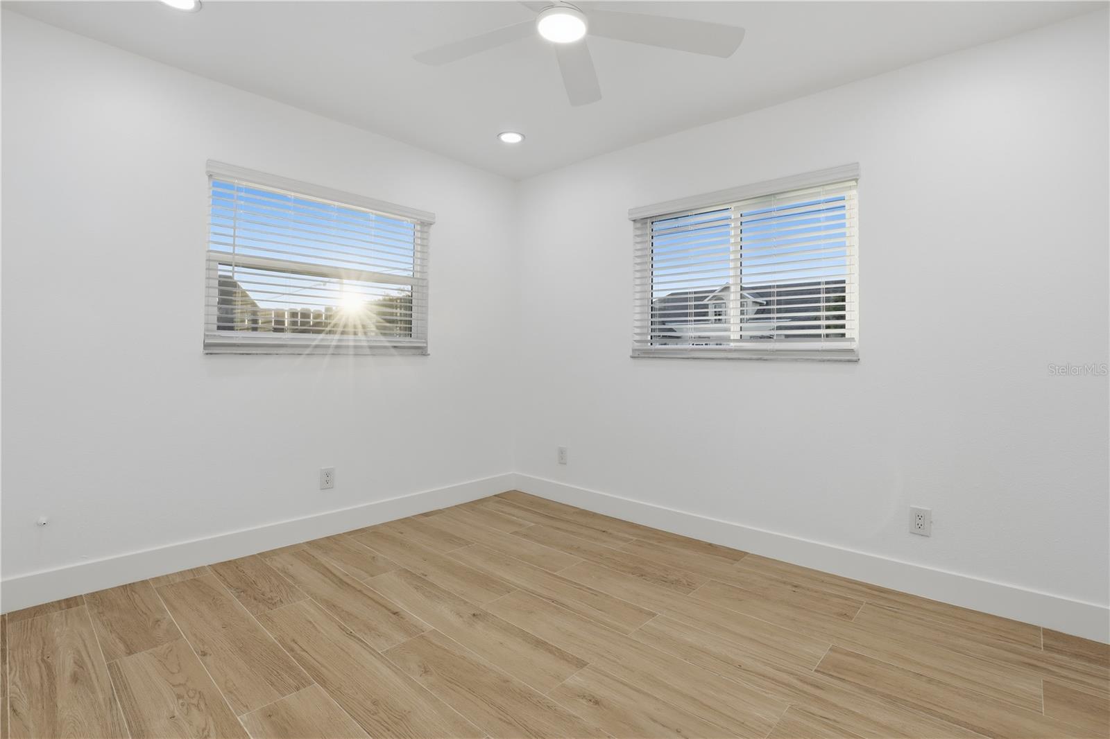 Image 26 of 32 For 7595-7599 Winged Foot Drive