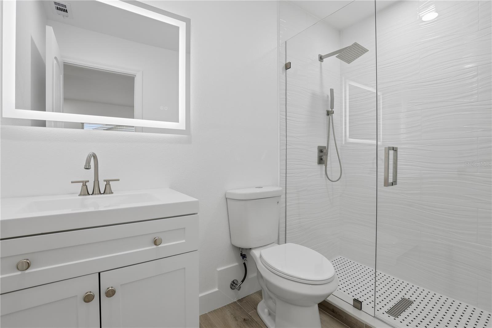 Image 28 of 32 For 7595-7599 Winged Foot Drive