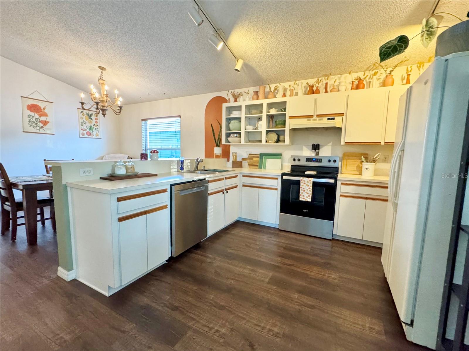 Image 8 of 23 For 112 St. Kitts Circle