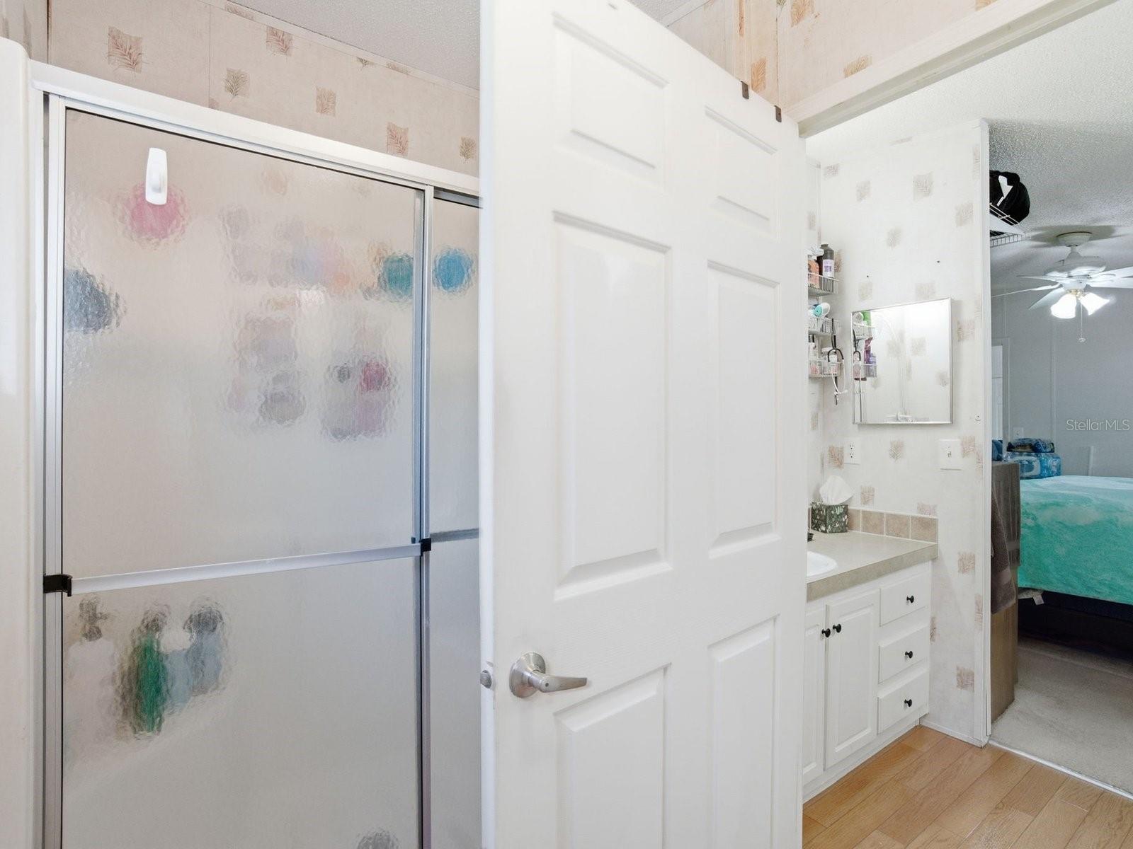 Image 18 of 33 For 27930 Leatherwood Circle