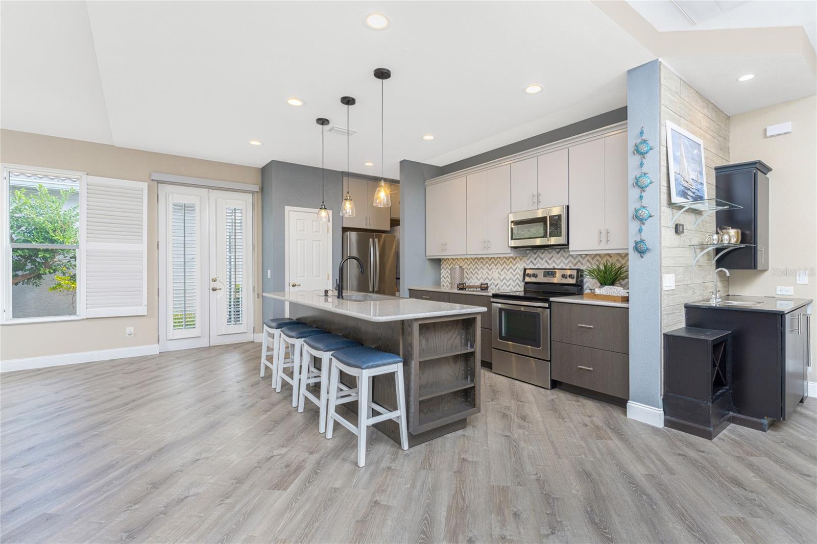 Image 14 of 59 For 17929 Courtside Landings Circle