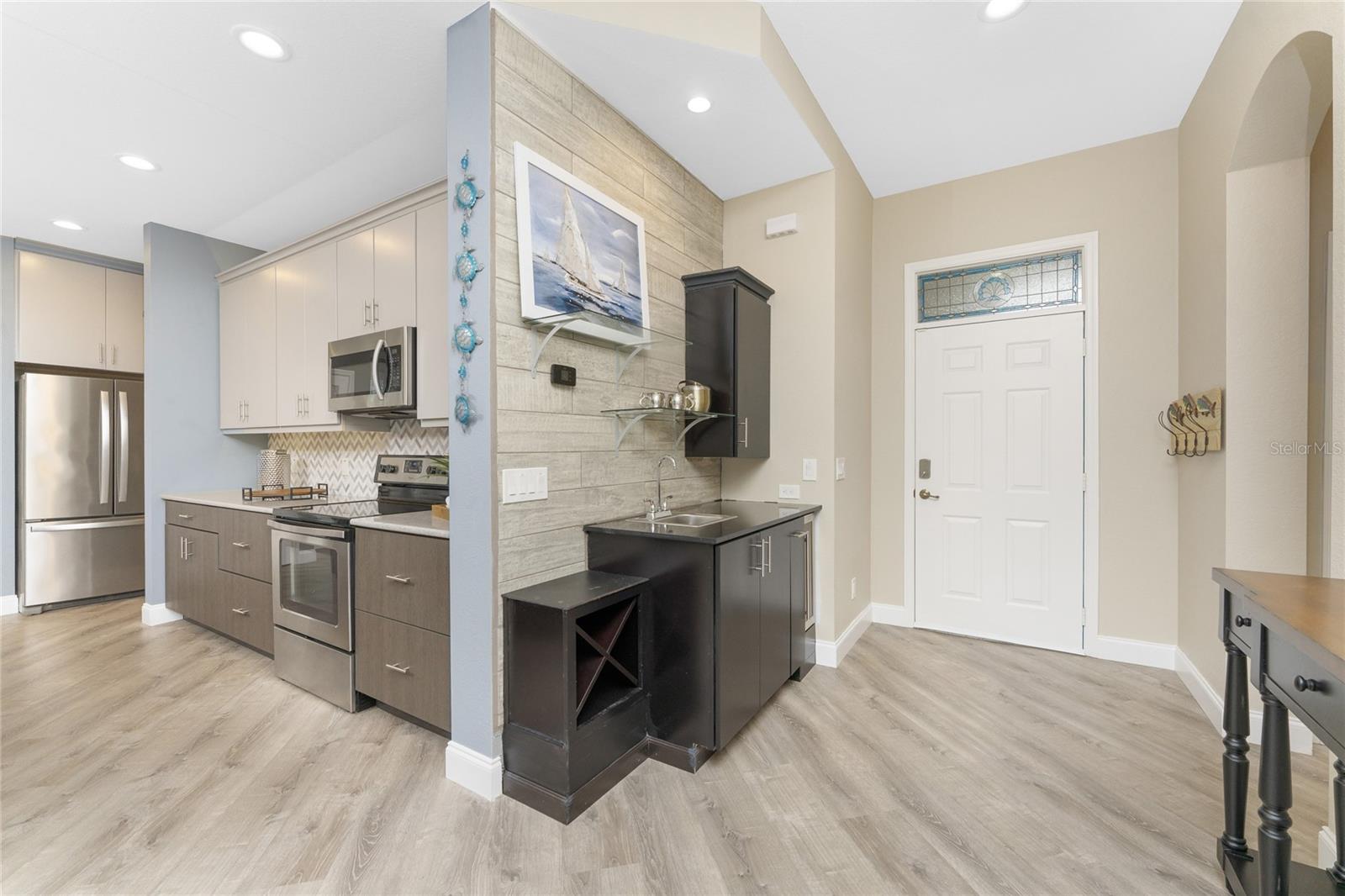 Image 19 of 59 For 17929 Courtside Landings Circle