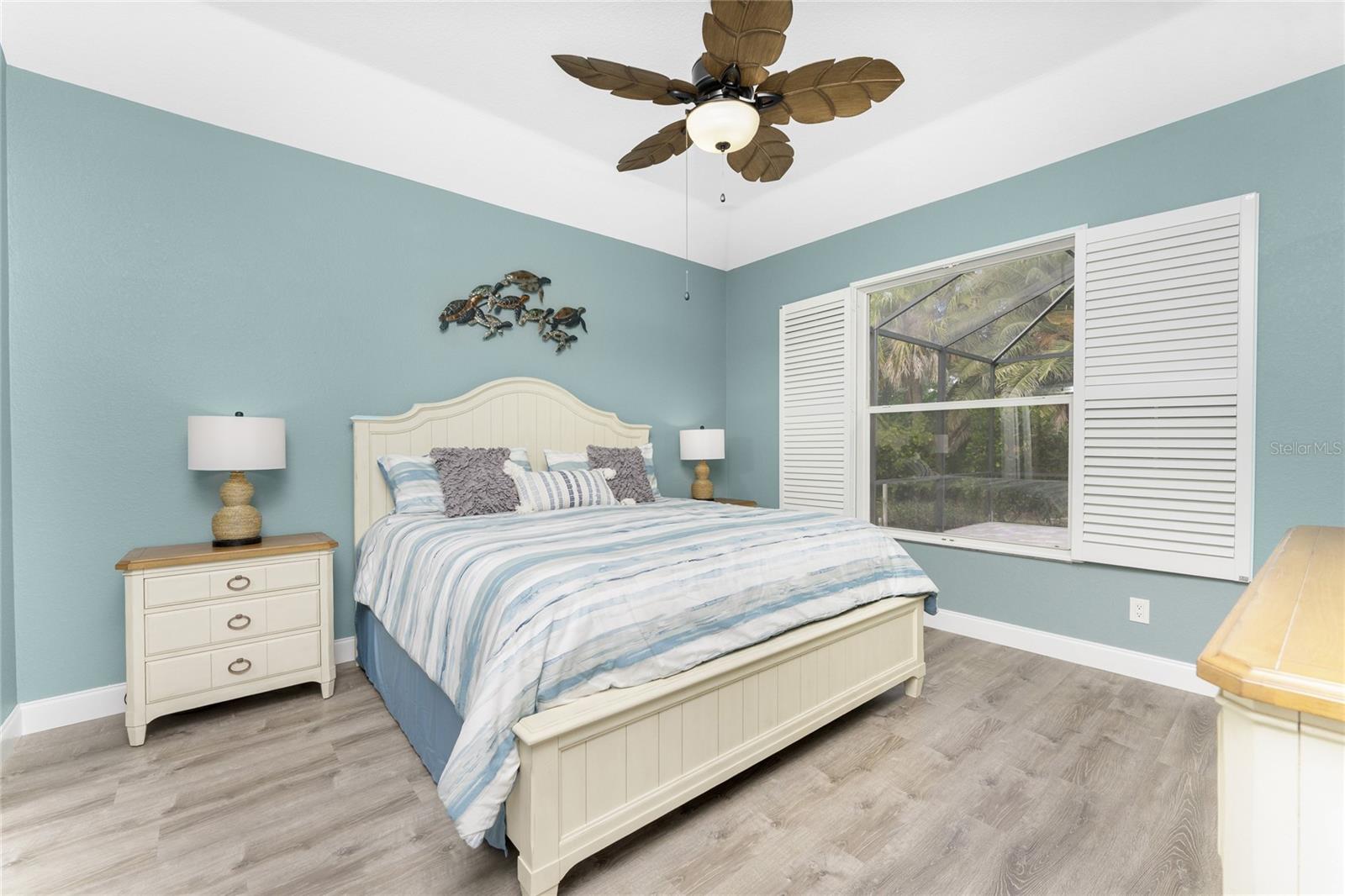 Image 29 of 59 For 17929 Courtside Landings Circle