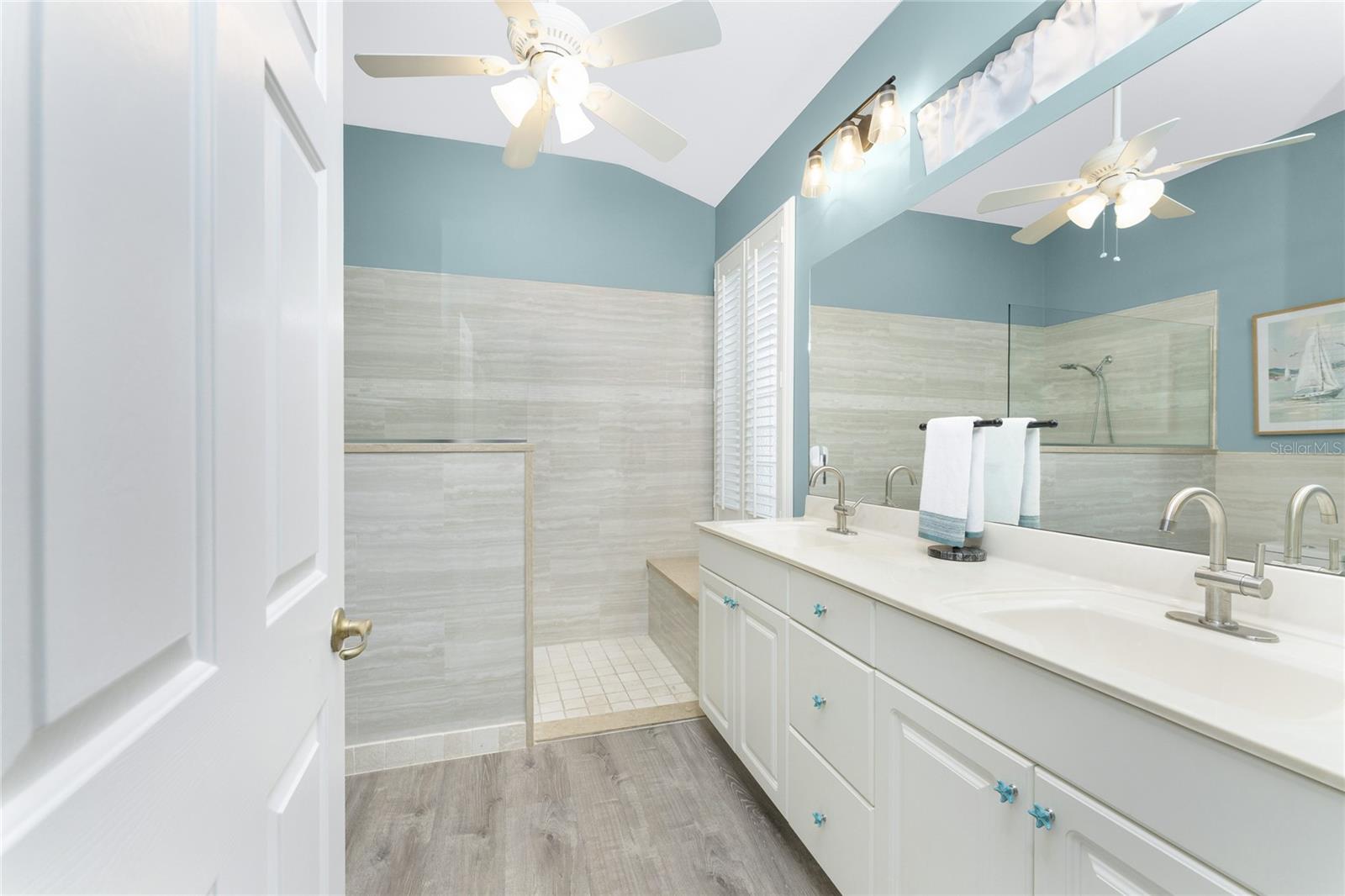 Image 33 of 59 For 17929 Courtside Landings Circle