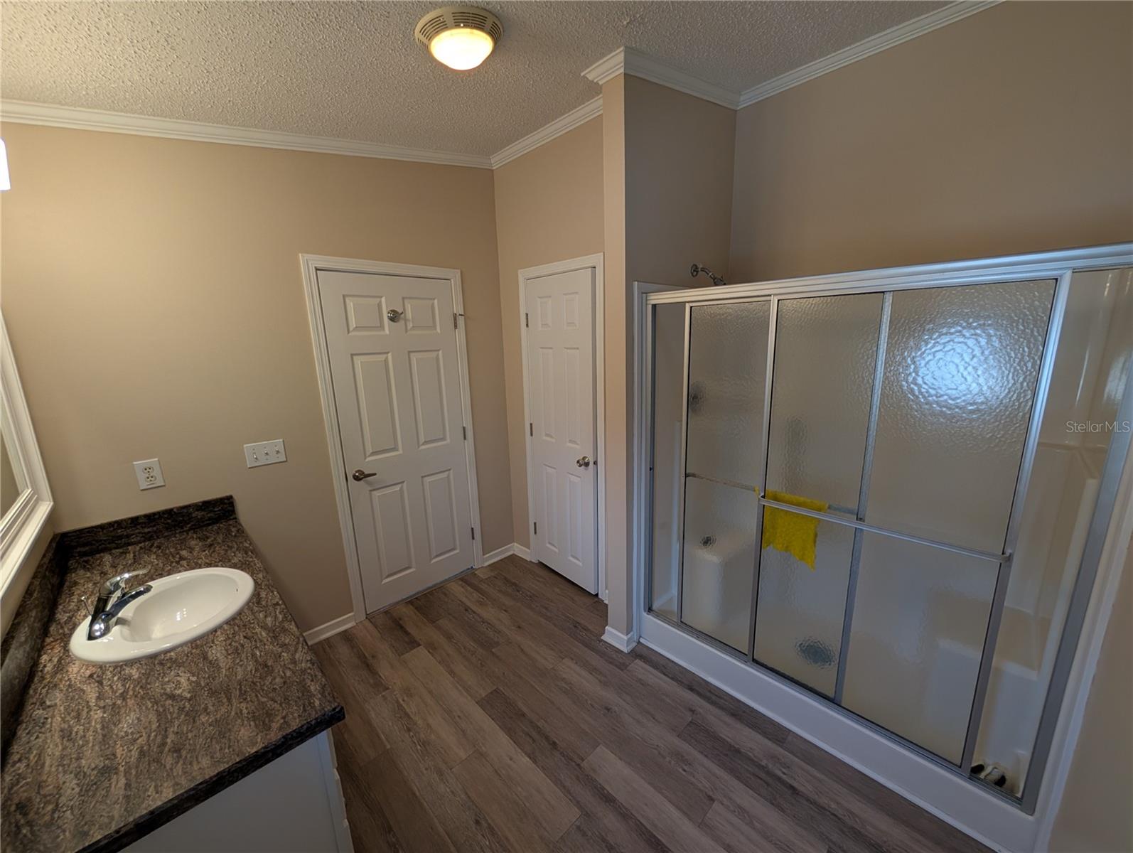 Image 23 of 78 For 4300 Riverside Drive 86