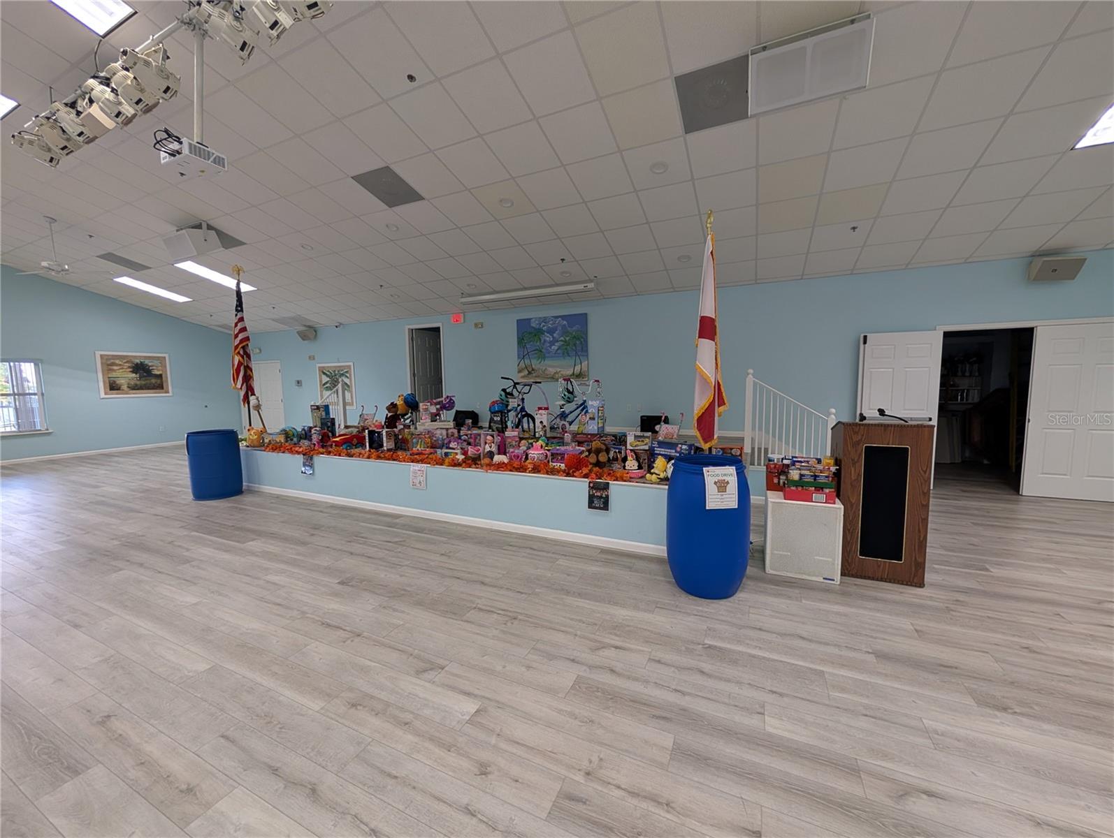 Image 50 of 78 For 4300 Riverside Drive 86