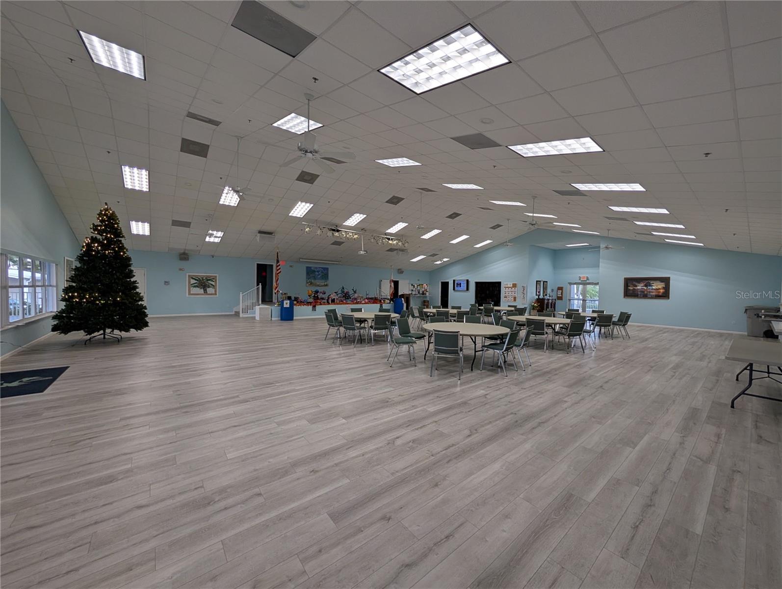 Image 53 of 78 For 4300 Riverside Drive 86