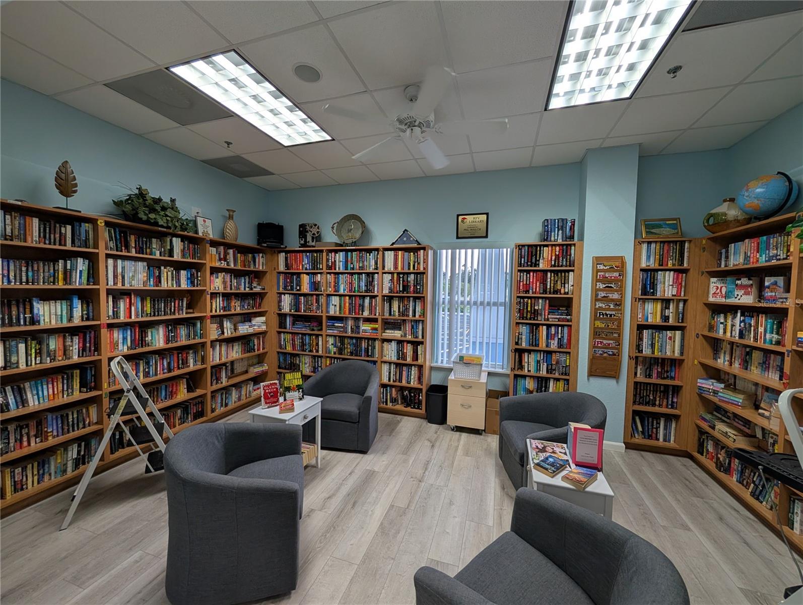 Image 57 of 78 For 4300 Riverside Drive 86