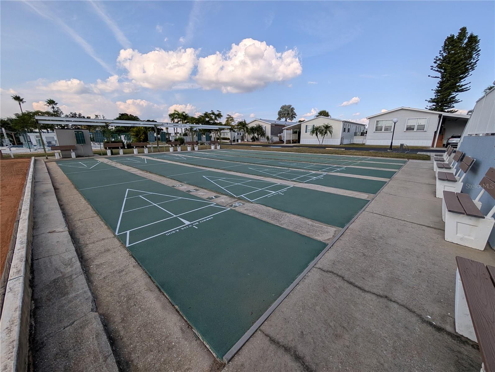 Image 64 of 78 For 4300 Riverside Drive 86