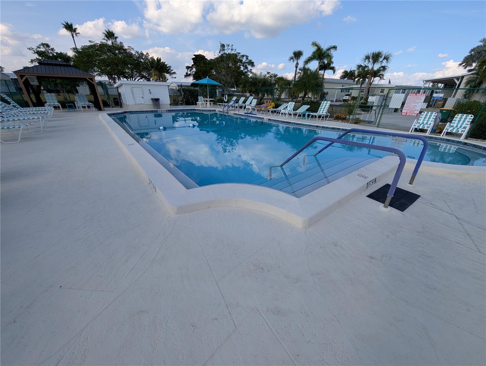 Image 69 of 78 For 4300 Riverside Drive 86