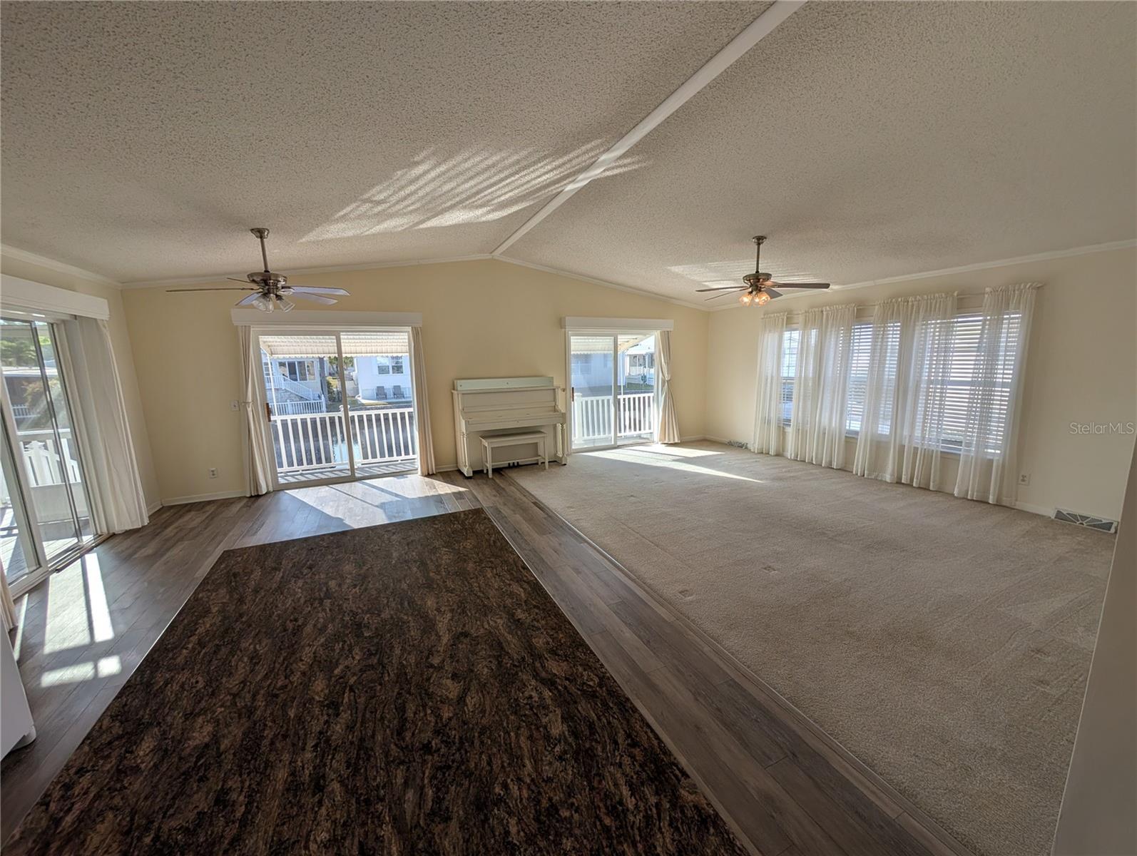 Image 9 of 78 For 4300 Riverside Drive 86