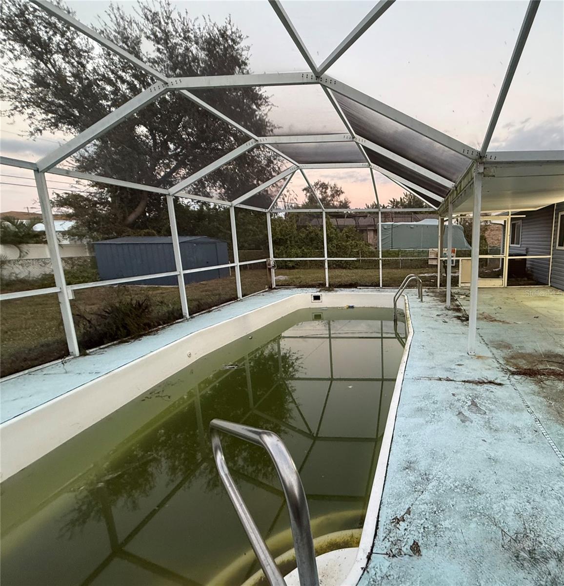 Image 11 of 19 For 11048 Vanessa Avenue