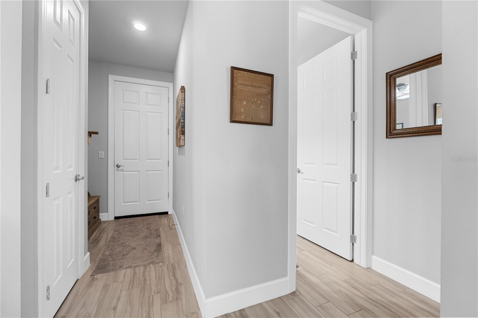 Image 16 of 78 For 42997 Canon Court