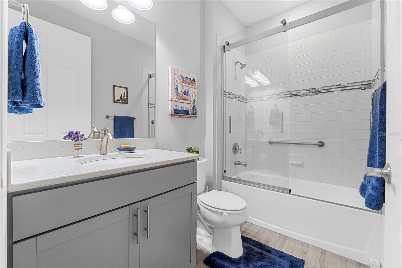 Image 17 of 78 For 42997 Canon Court