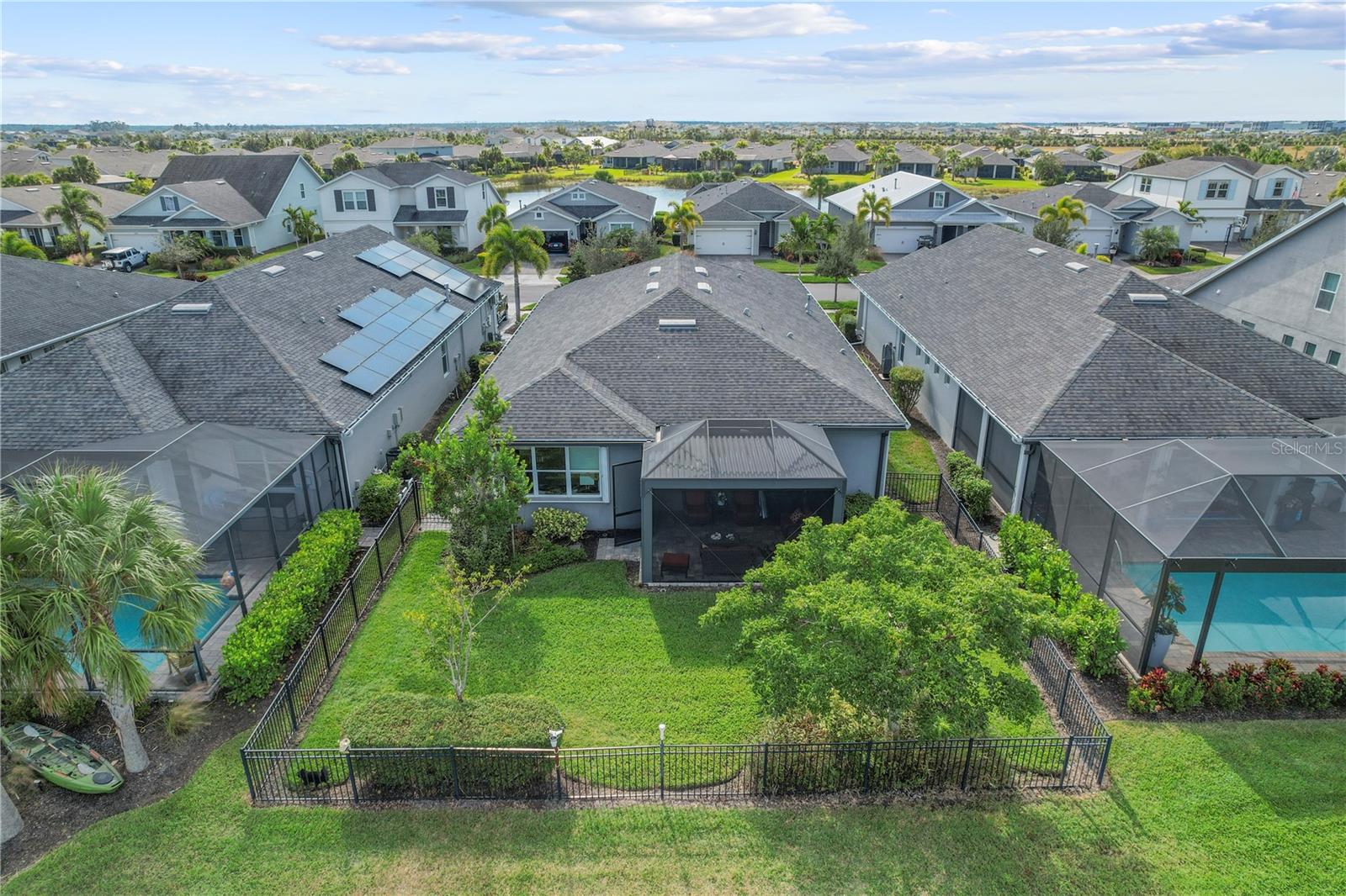 Image 36 of 78 For 42997 Canon Court