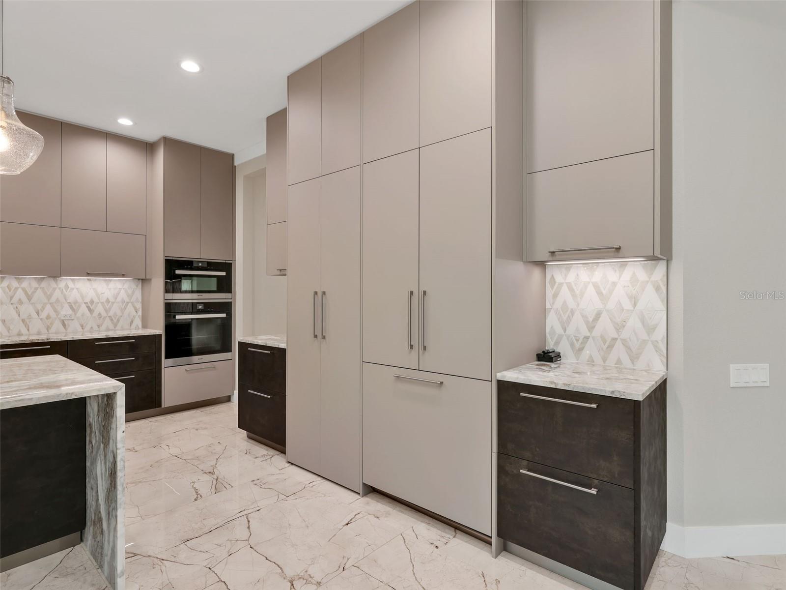 Image 21 of 65 For 28976 Smugglers Lane