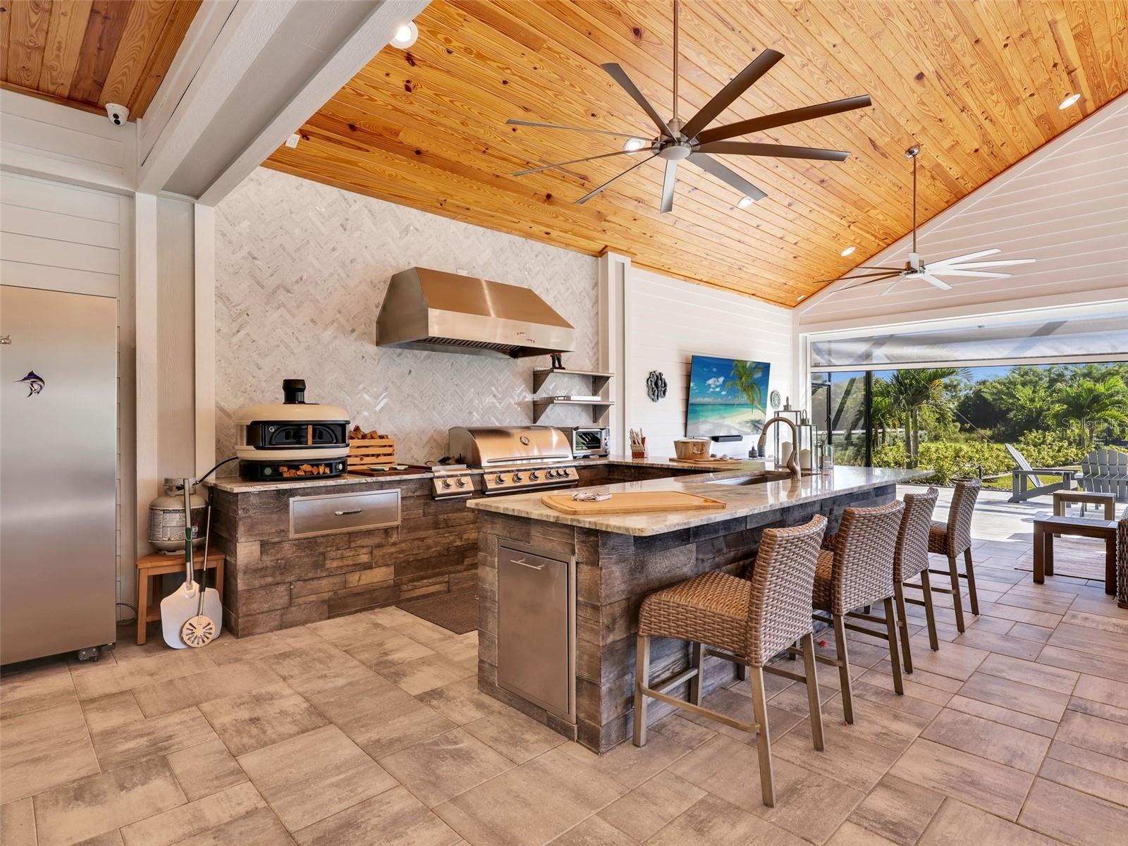 Image 38 of 65 For 28976 Smugglers Lane