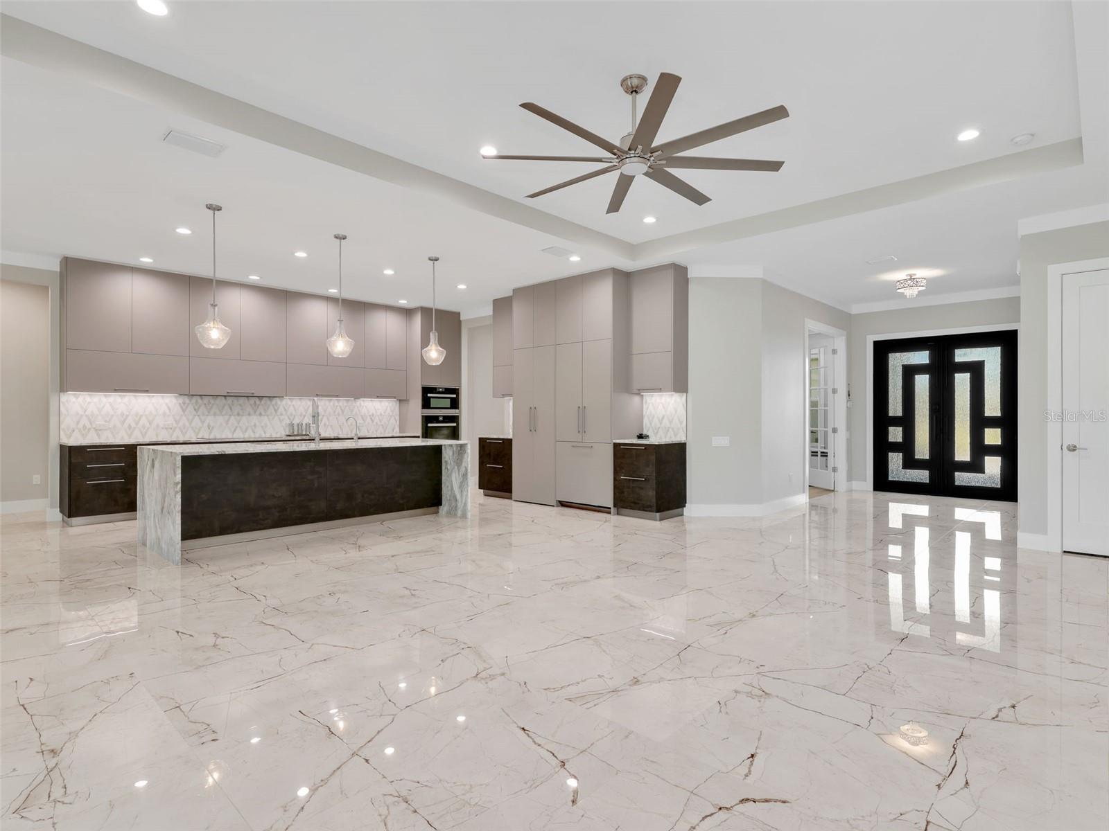 Image 4 of 65 For 28976 Smugglers Lane