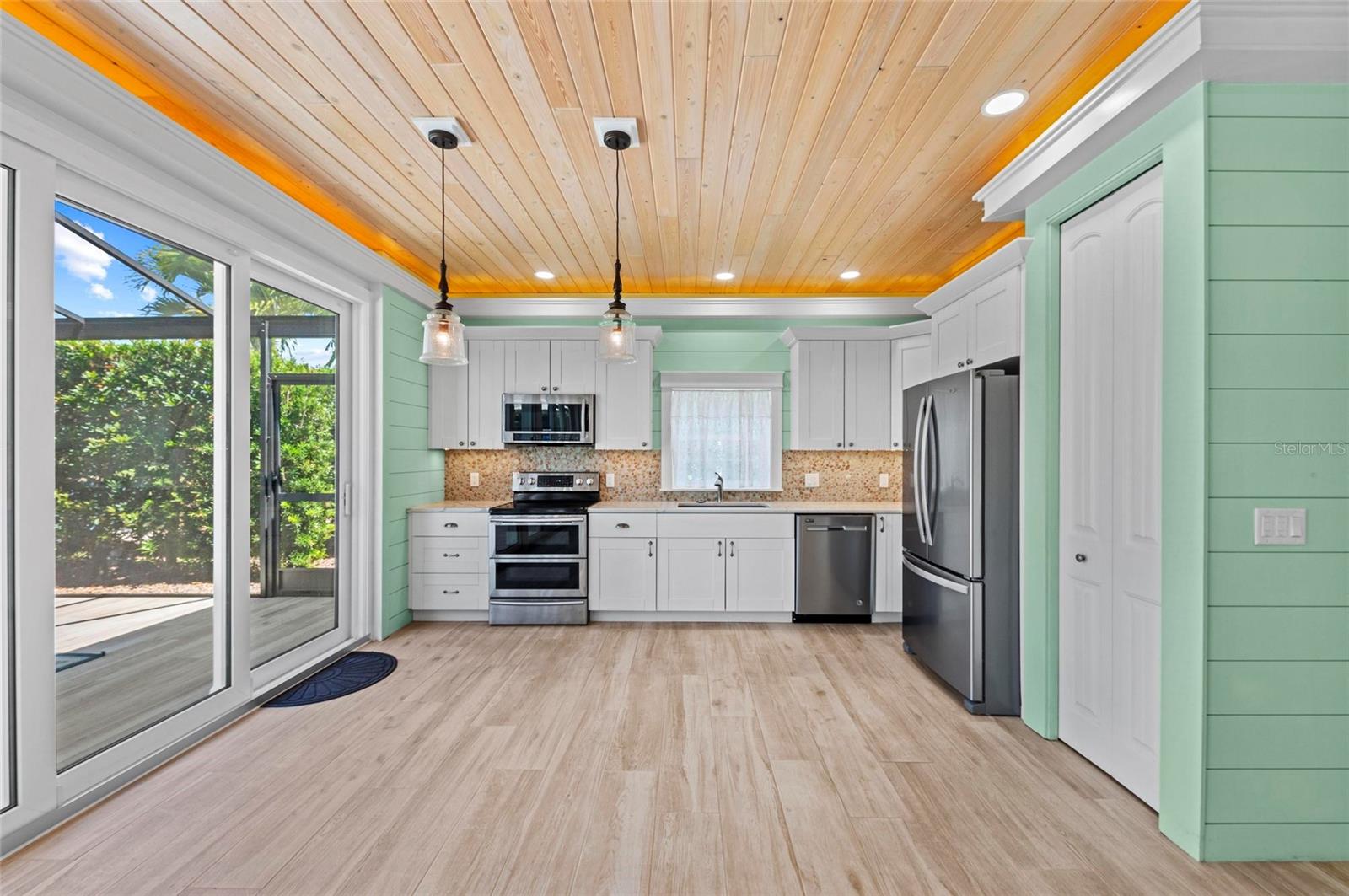 Image 14 of 48 For 8153 Bimini Way Lot 30