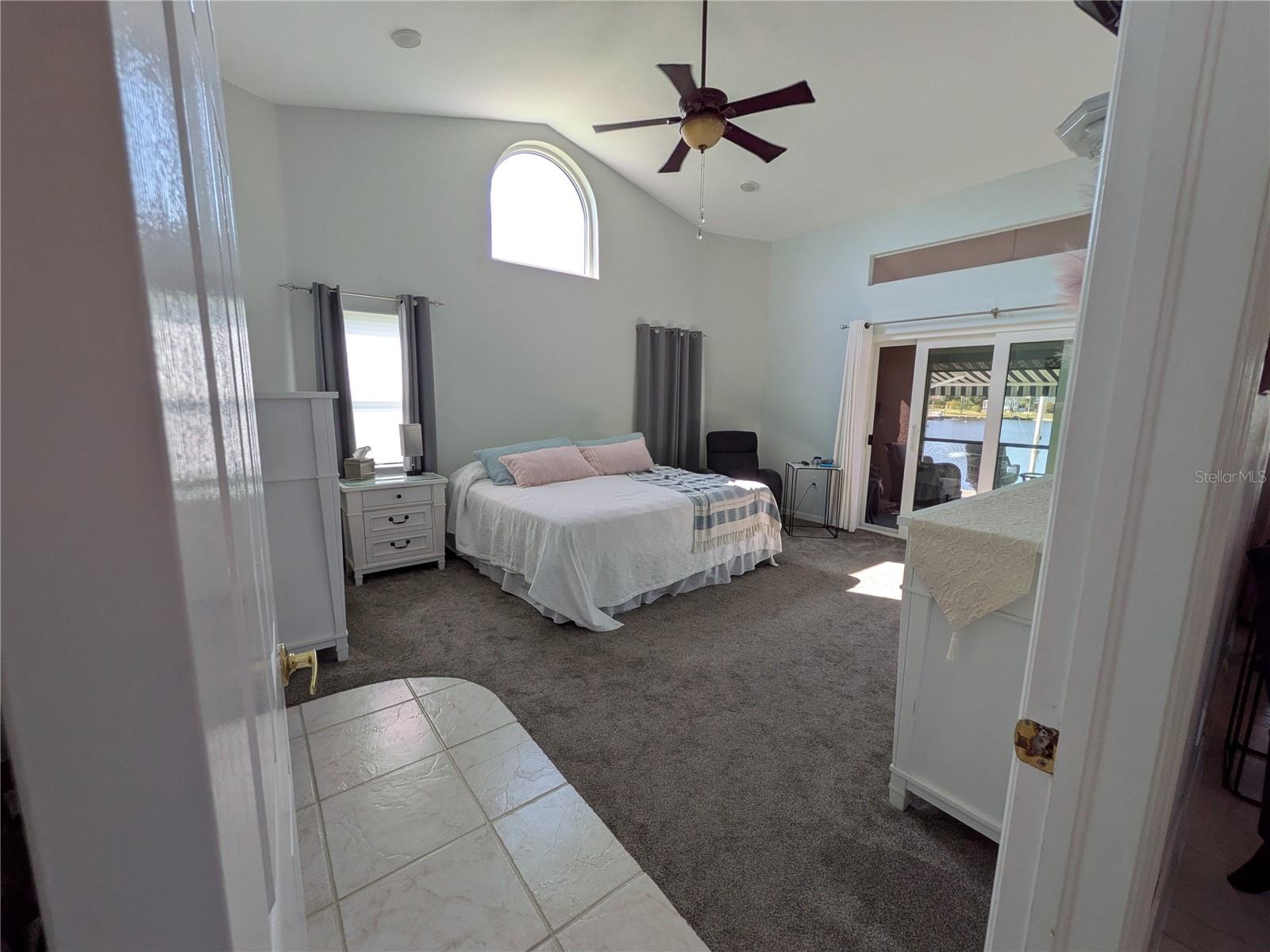 Image 16 of 56 For 12725 Kings Row