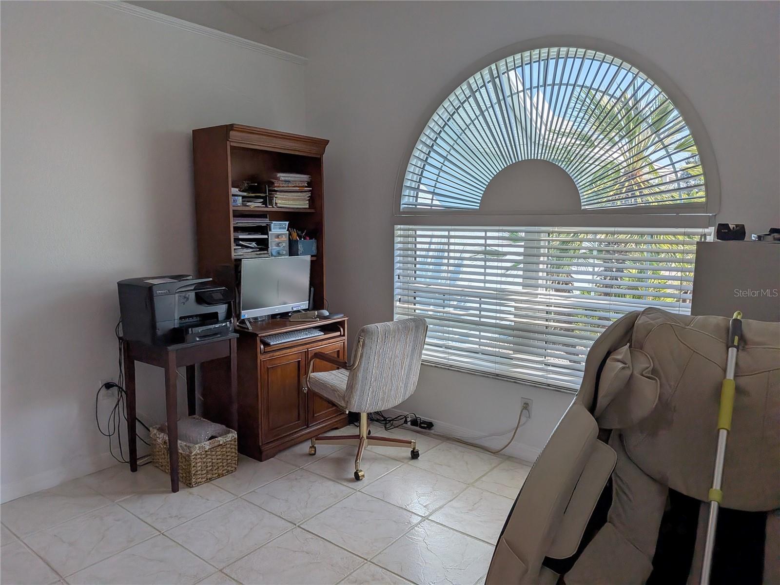 Image 27 of 56 For 12725 Kings Row