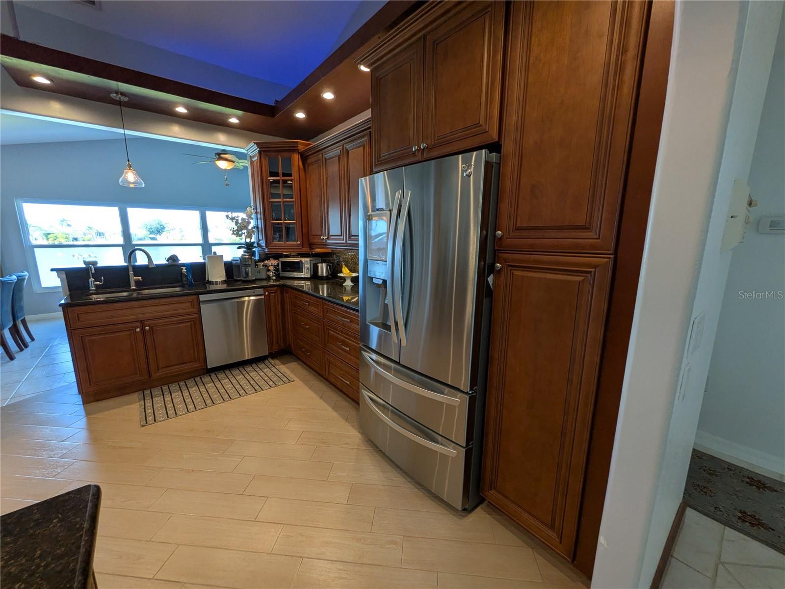 Image 29 of 56 For 12725 Kings Row