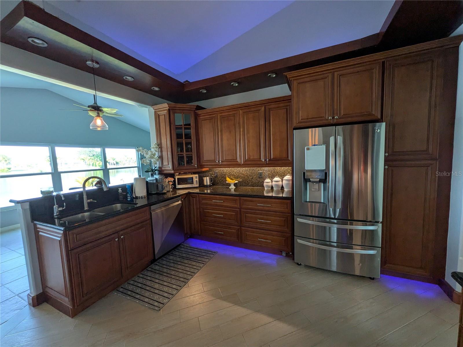 Image 3 of 56 For 12725 Kings Row