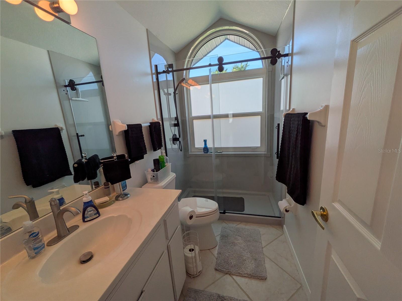 Image 31 of 56 For 12725 Kings Row