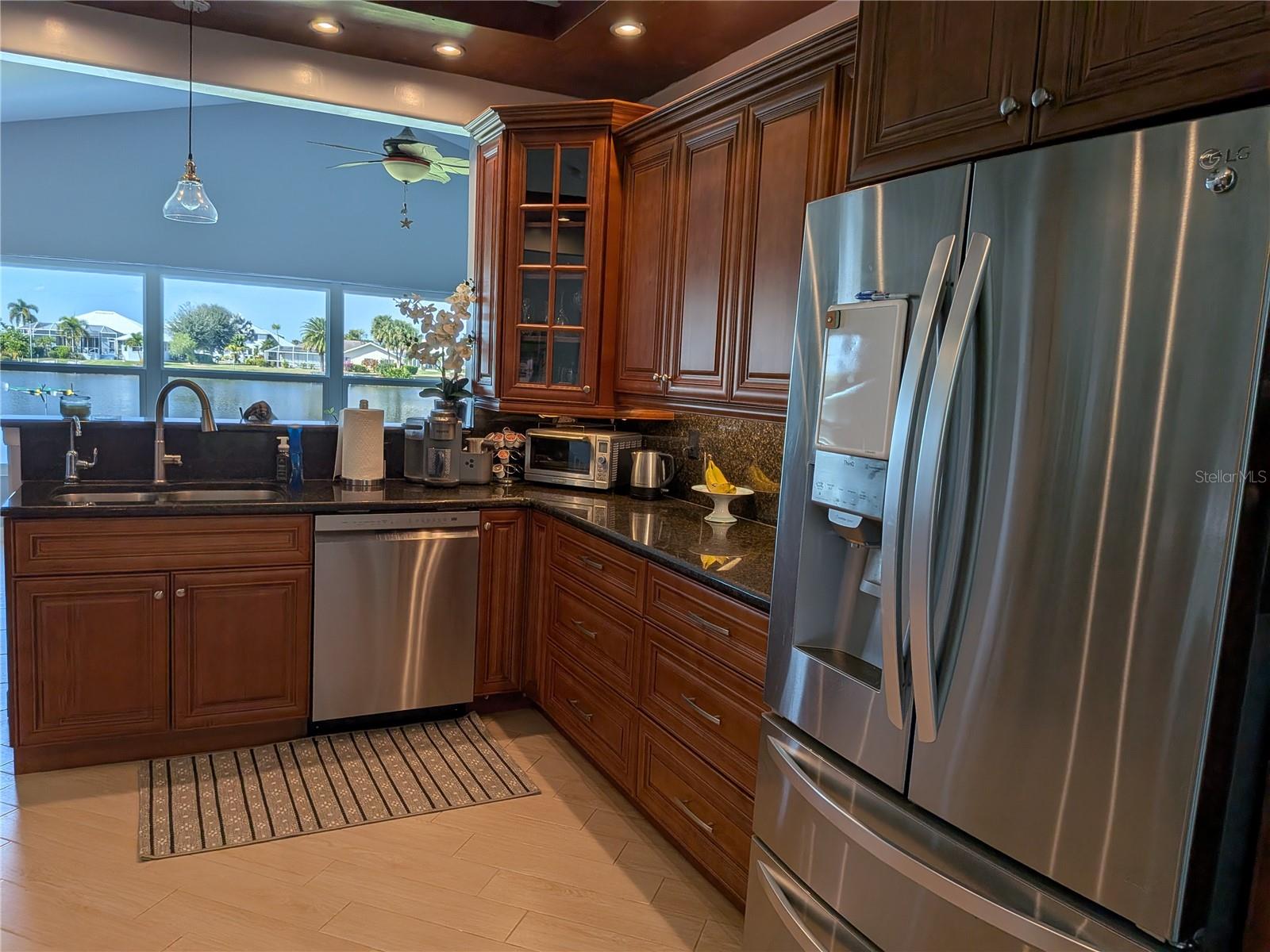 Image 35 of 56 For 12725 Kings Row