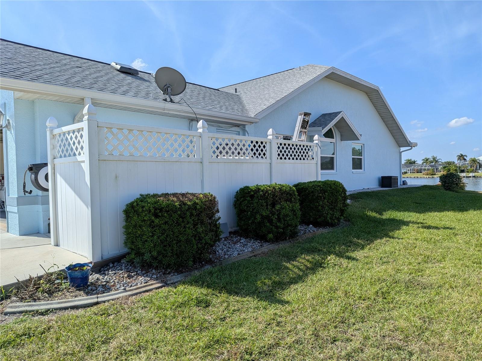 Image 48 of 56 For 12725 Kings Row