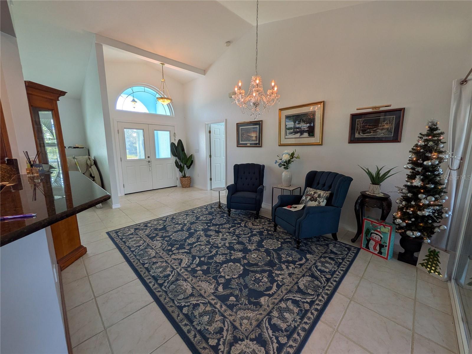 Image 7 of 56 For 12725 Kings Row