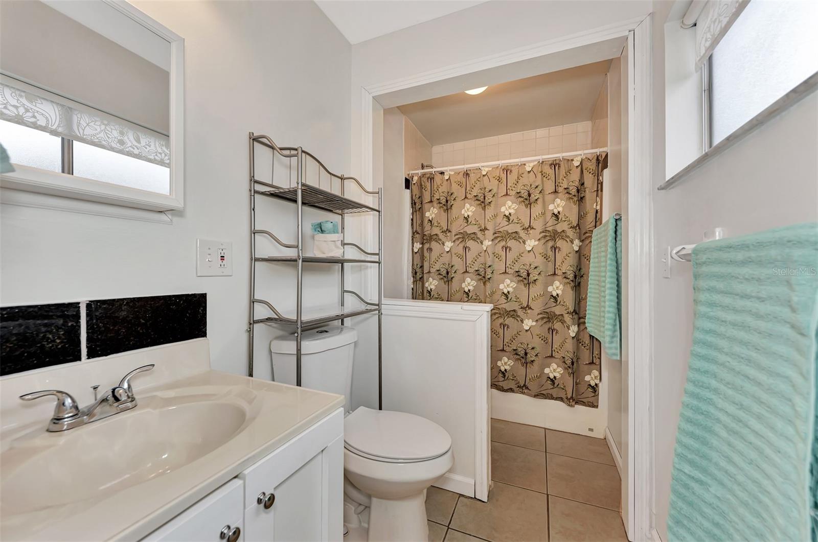 Image 21 of 47 For 4555 Mckibben Drive