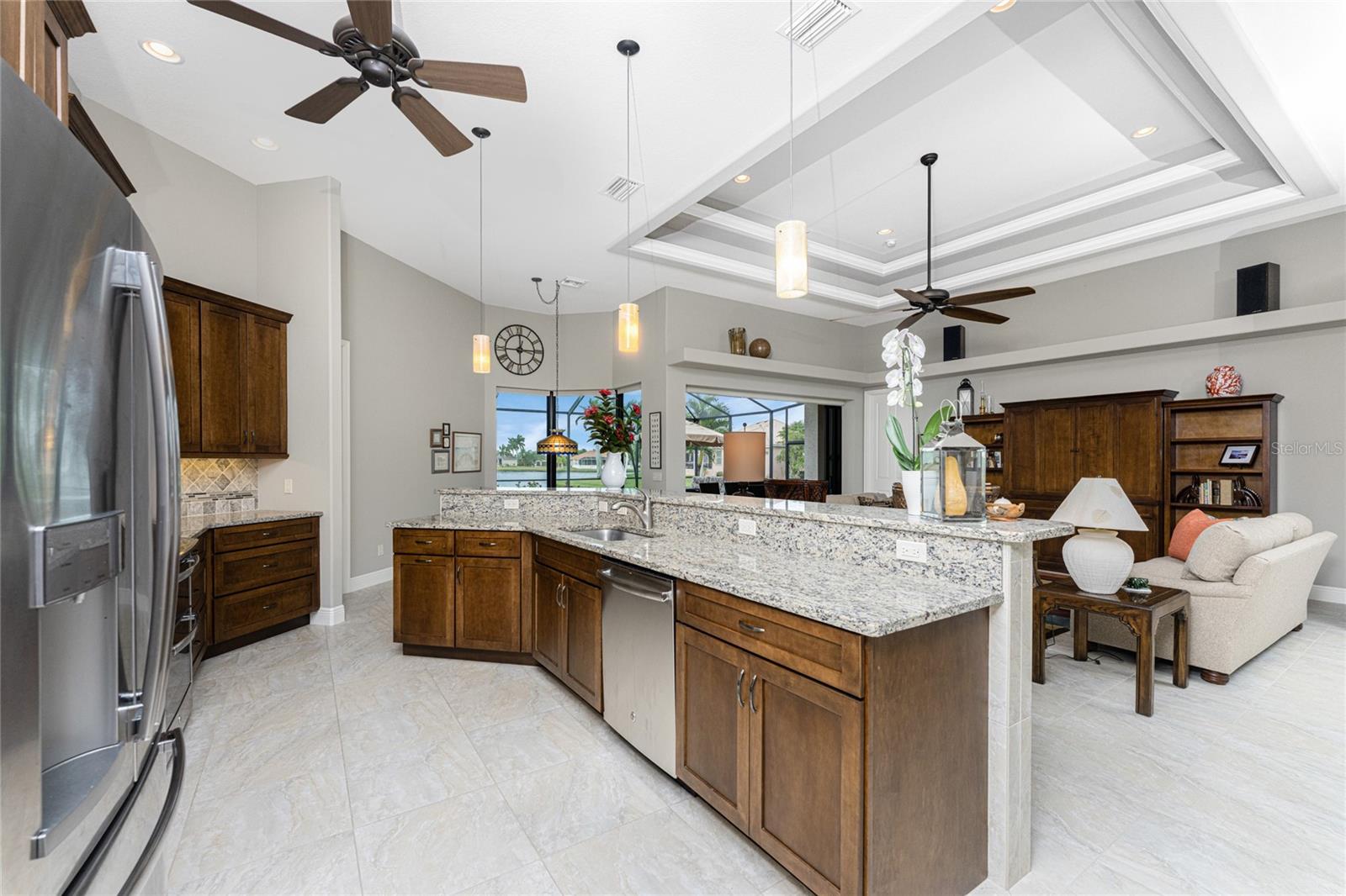 Image 17 of 67 For 24330 Matias Lane