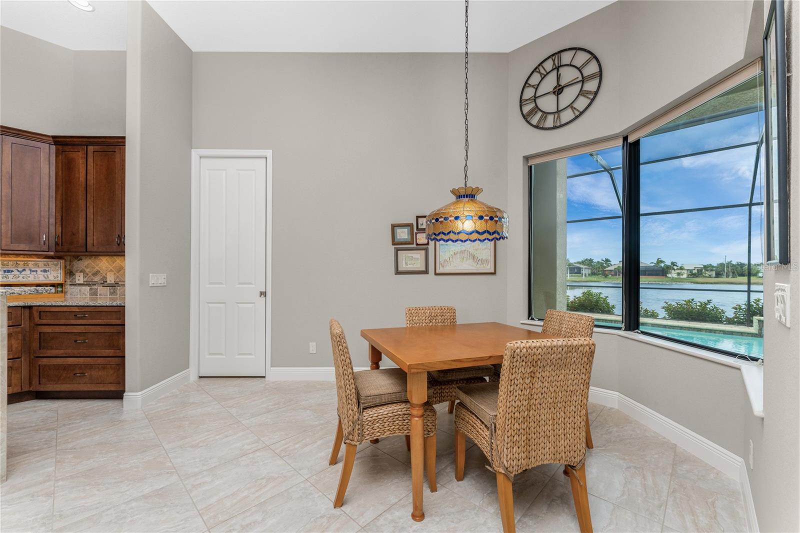 Image 21 of 67 For 24330 Matias Lane