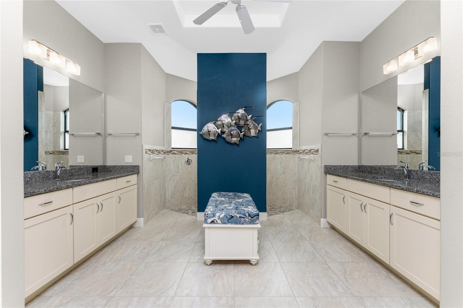 Image 35 of 67 For 24330 Matias Lane