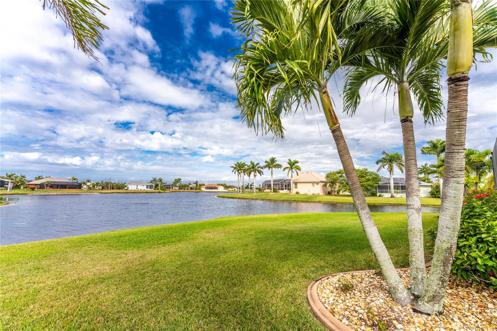 Image 4 of 67 For 24330 Matias Lane