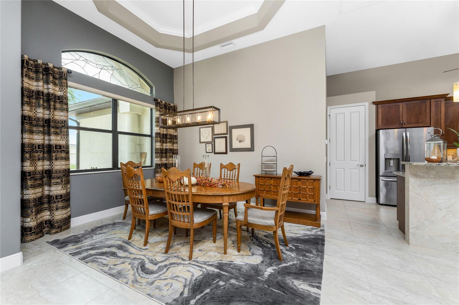 Image 6 of 67 For 24330 Matias Lane