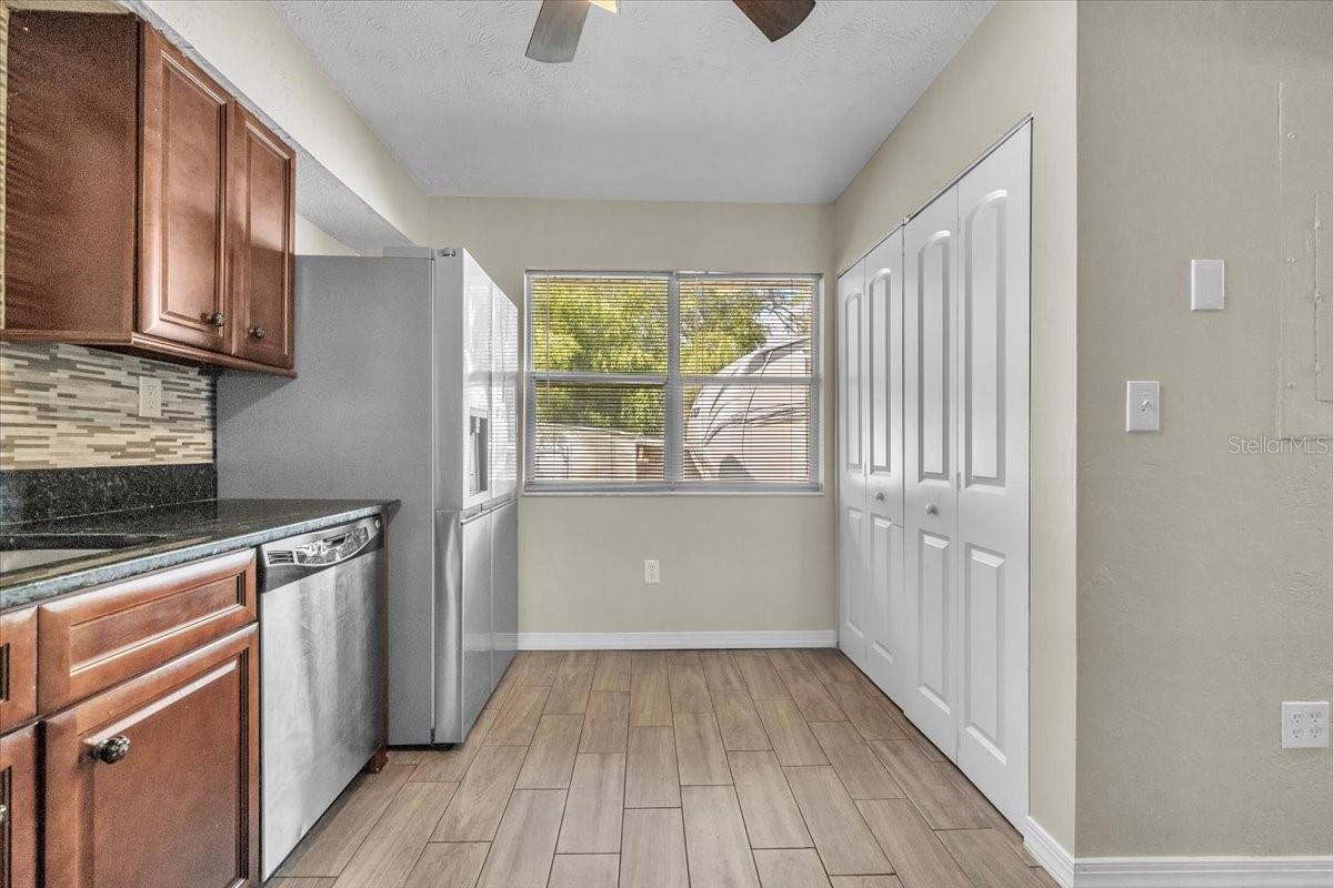 Image 24 of 67 For 9082 Acorn Boulevard