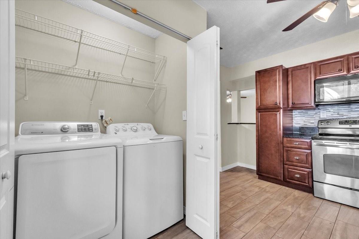 Image 25 of 67 For 9082 Acorn Boulevard