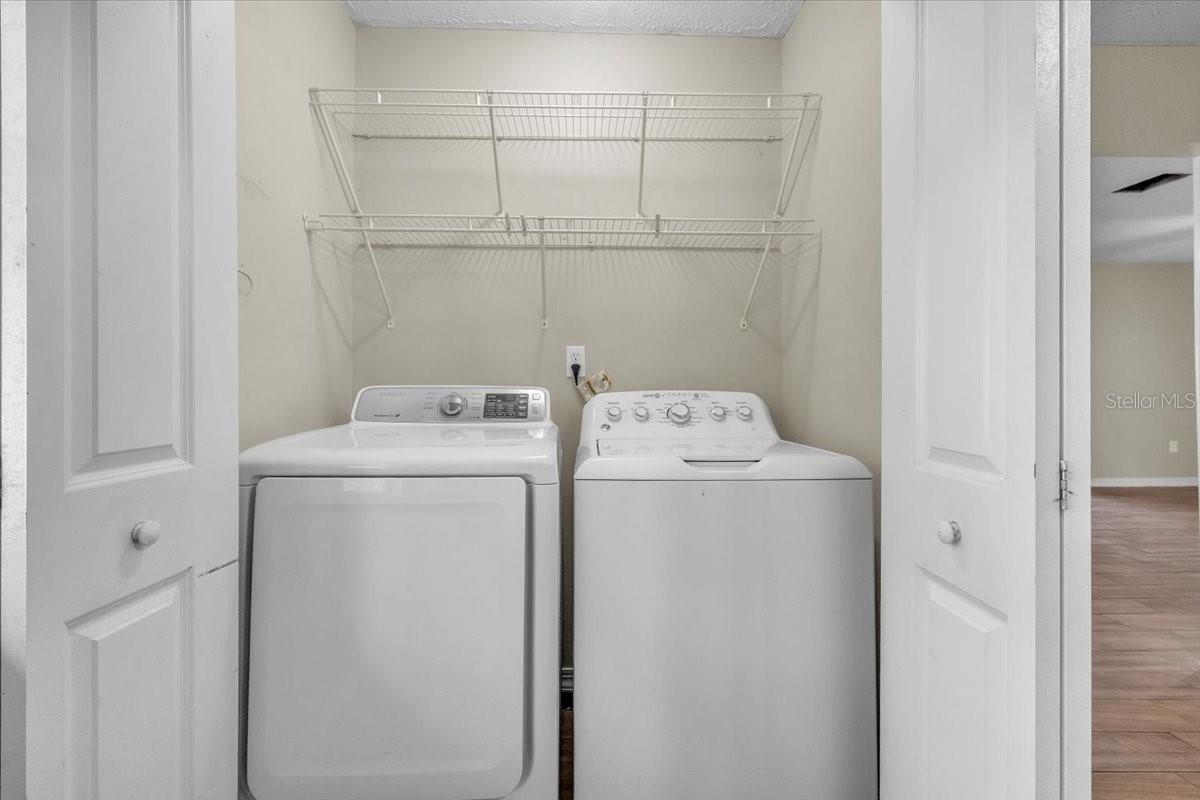 Image 26 of 67 For 9082 Acorn Boulevard