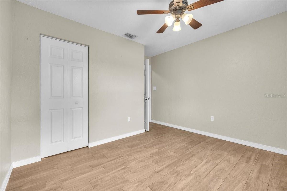 Image 36 of 67 For 9082 Acorn Boulevard