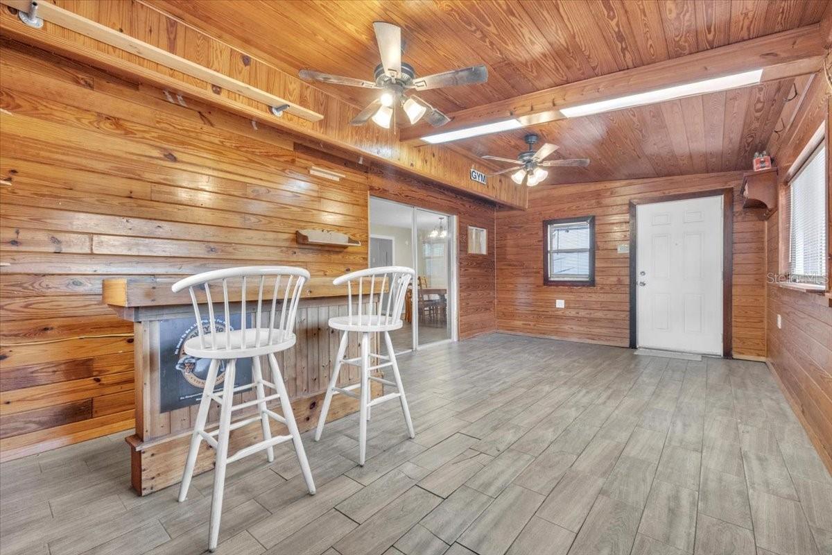 Image 48 of 67 For 9082 Acorn Boulevard