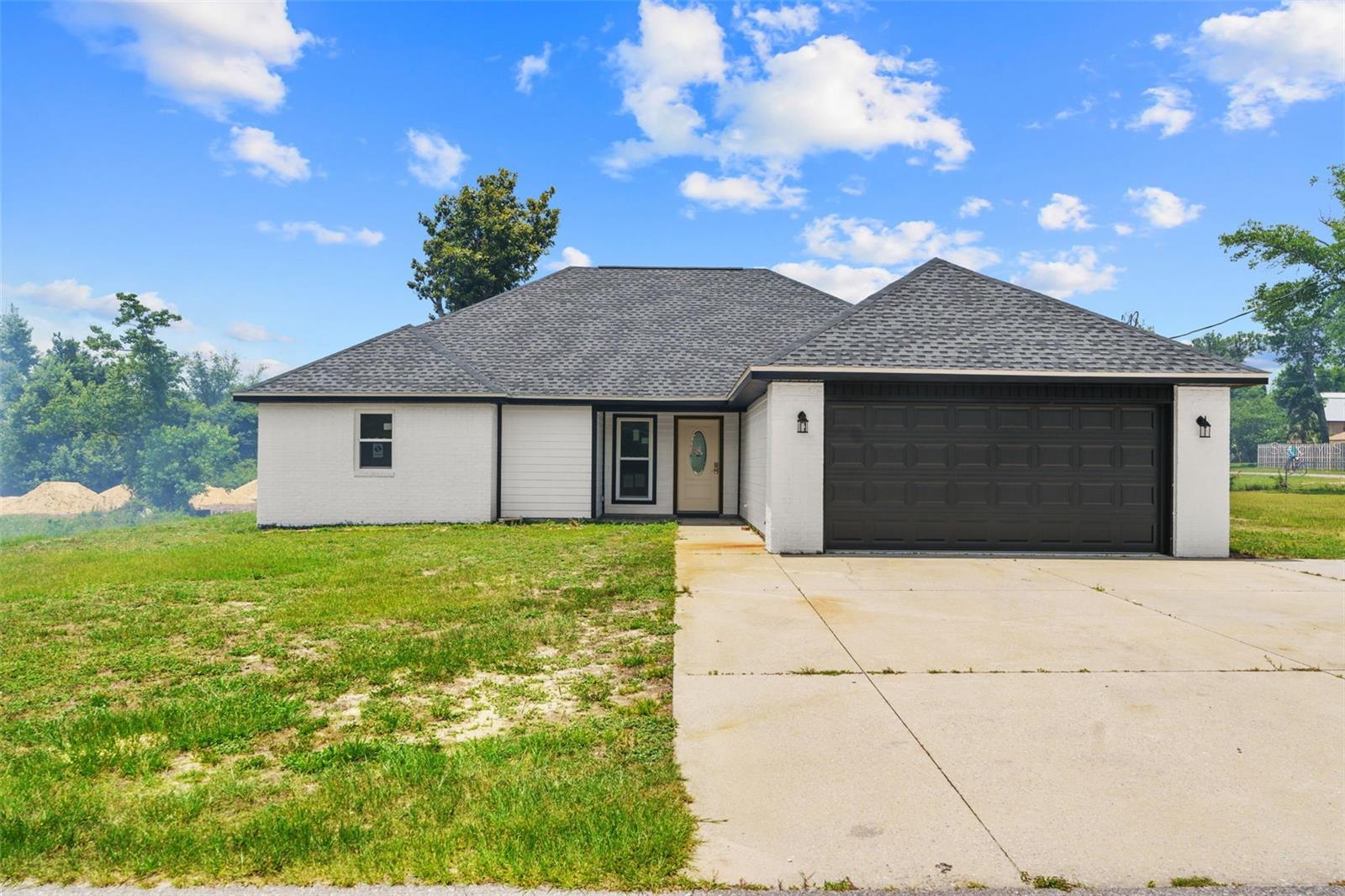 Image 10 of 39 For 8823 Seminole Street