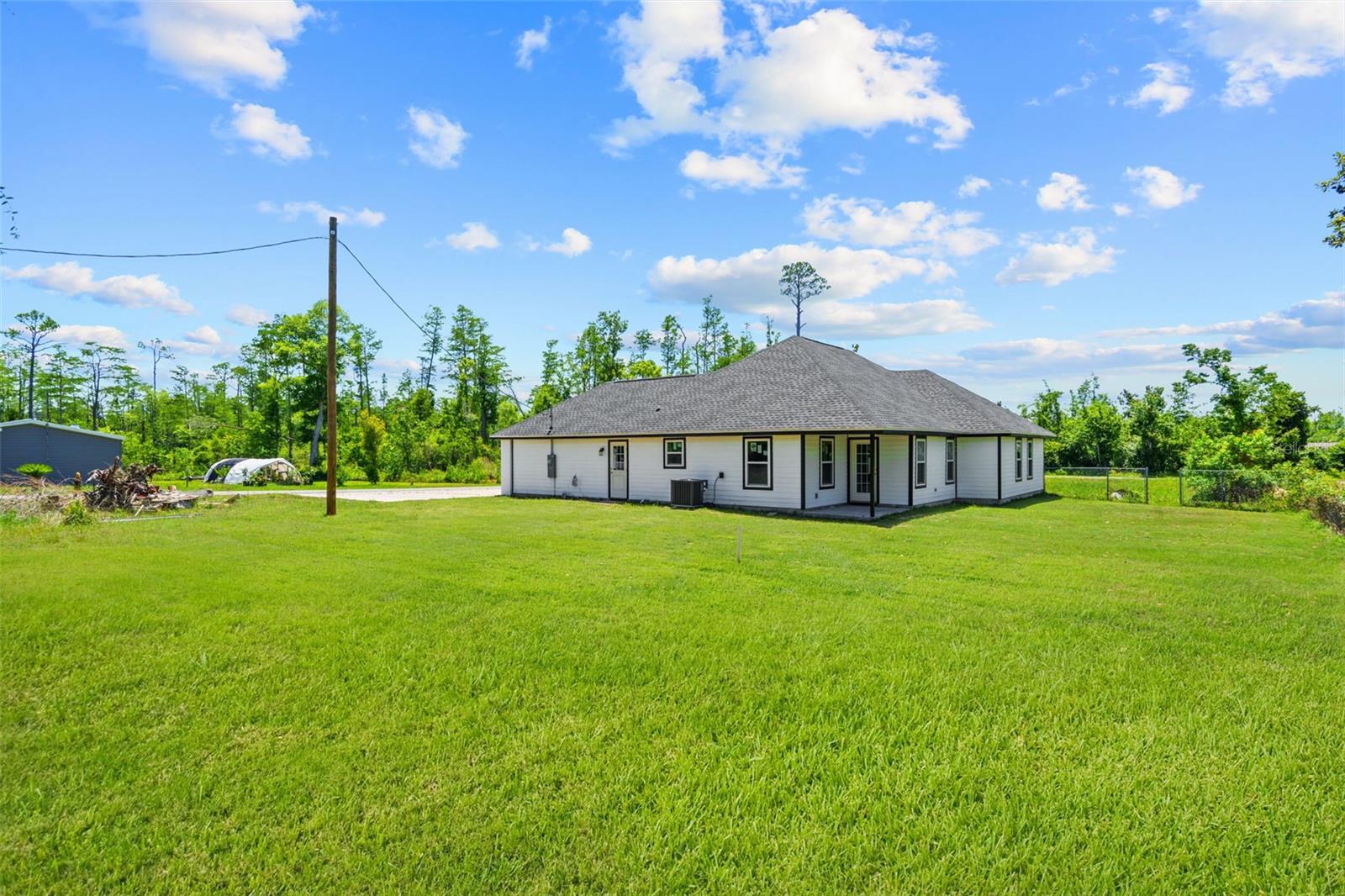 Image 4 of 39 For 8823 Seminole Street