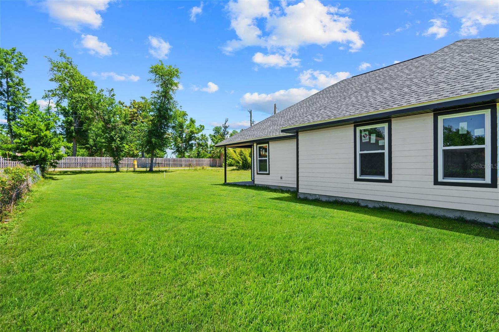 Image 5 of 39 For 8823 Seminole Street