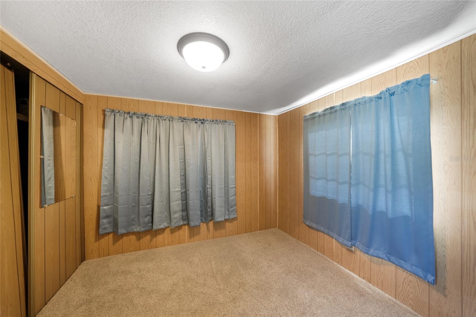 Image 17 of 31 For 11187 Crenshaw Avenue