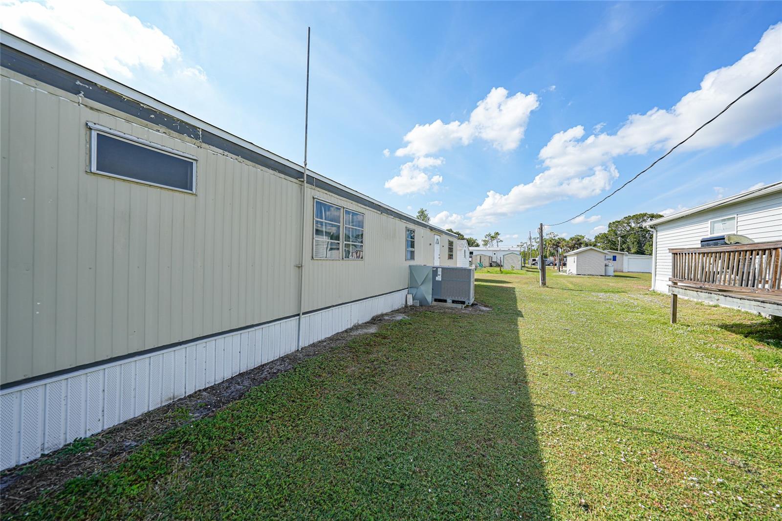 Image 26 of 31 For 11187 Crenshaw Avenue