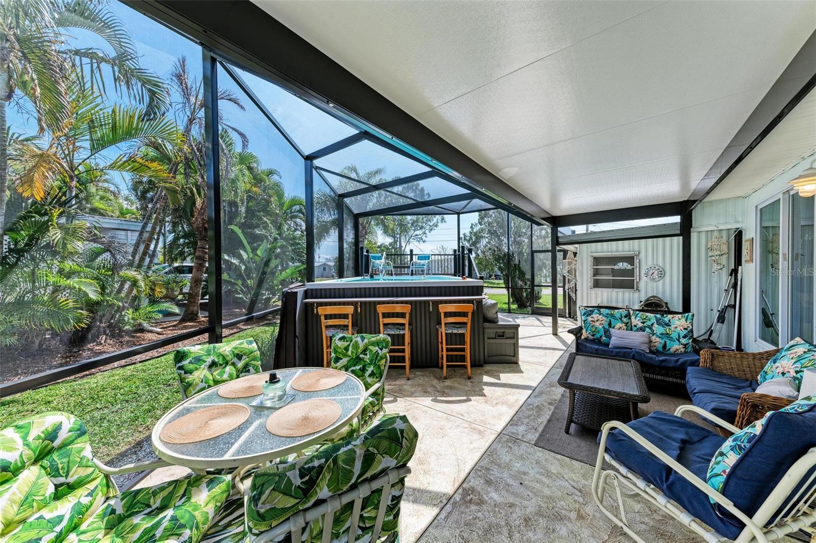 Image 18 of 59 For 740 Deauville Drive