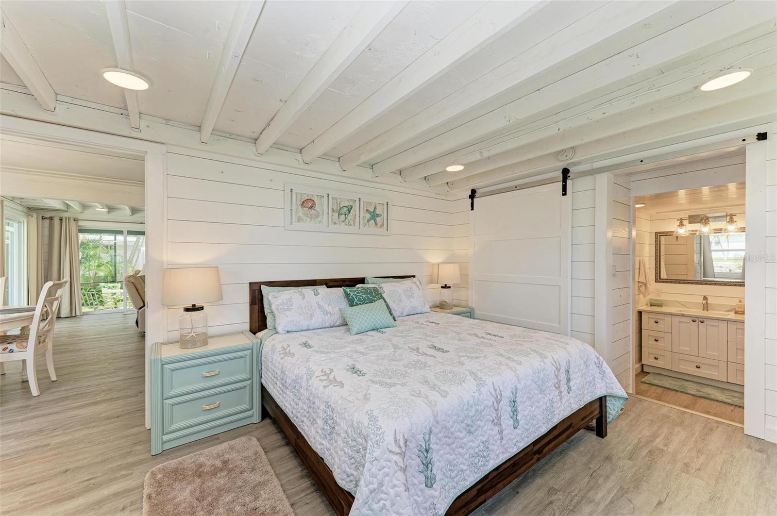 Image 31 of 59 For 740 Deauville Drive